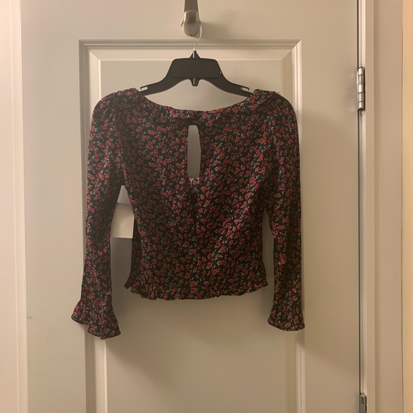 🌹Reformation barb crop top🌹 - Picture 3 of 11